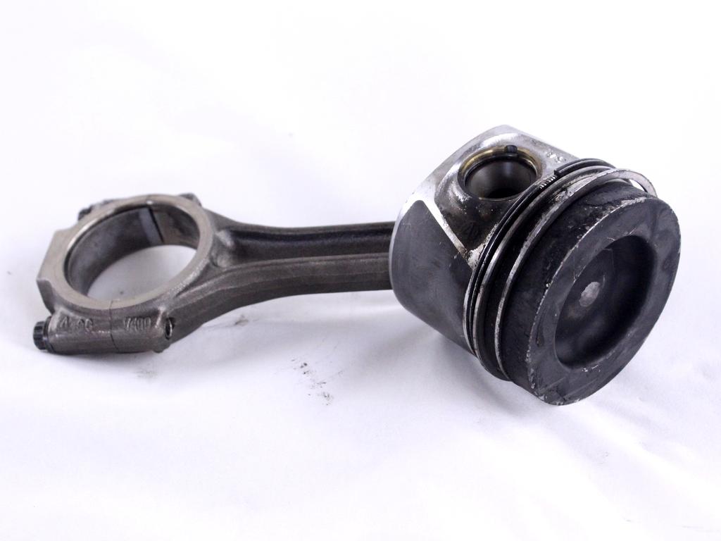 BAT ROCICNE GREDI/ OEM N. 038198401F ORIGINAL REZERVNI DEL AUDI A4 B8 8K2 BER/SW/CABRIO (2007 - 11/2015) DIESEL LETNIK 2009