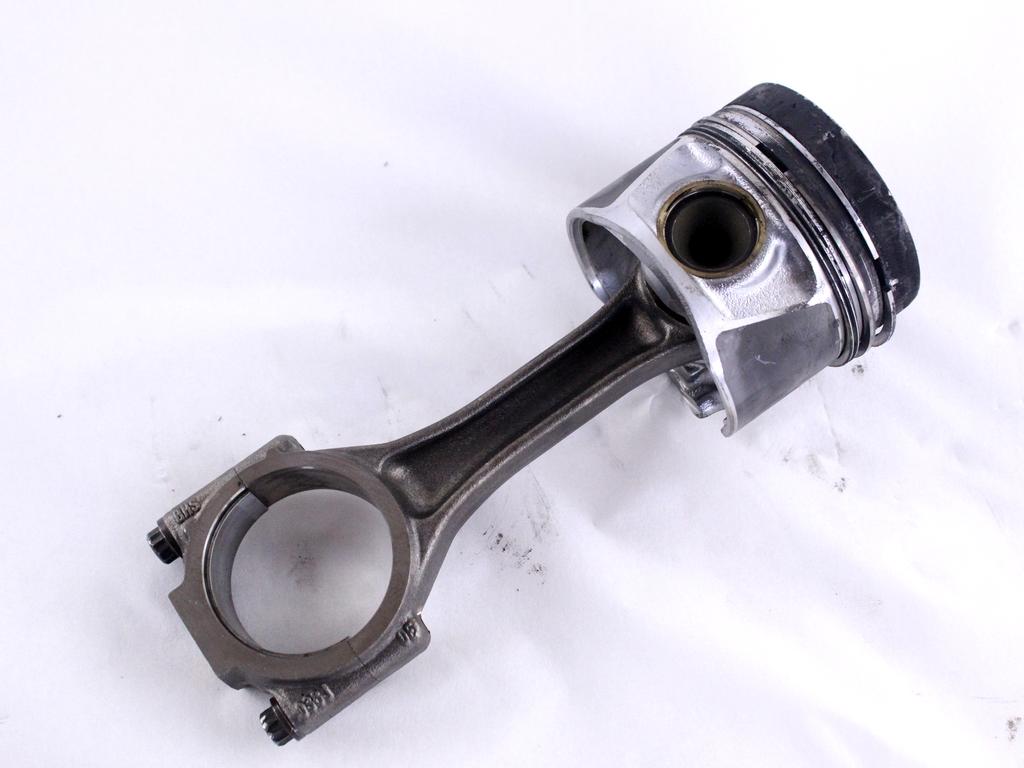 BAT ROCICNE GREDI/ OEM N. 038198401F ORIGINAL REZERVNI DEL AUDI A4 B8 8K2 BER/SW/CABRIO (2007 - 11/2015) DIESEL LETNIK 2009