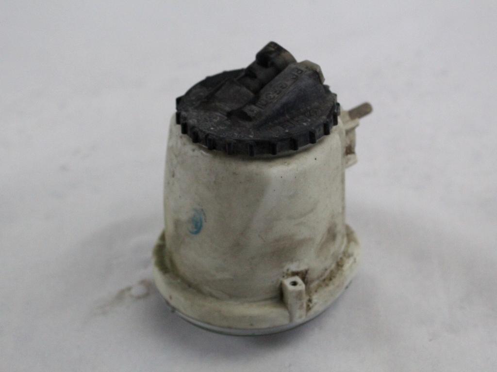 LEVA MEGLENKA OEM N. 46823269 ORIGINAL REZERVNI DEL FIAT BRAVA 182 (1995 - 2001) DIESEL LETNIK 2000