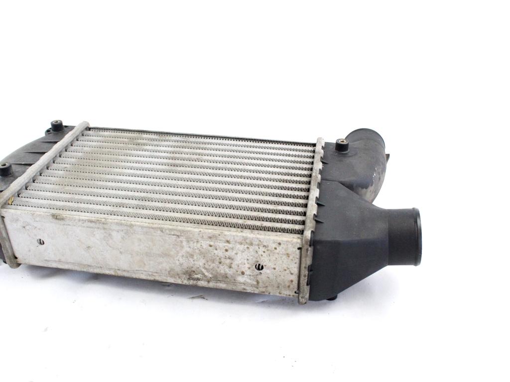 HLADILNIK INTERCOOLER OEM N. 46553325 ORIGINAL REZERVNI DEL FIAT BRAVA 182 (1995 - 2001) DIESEL LETNIK 2000