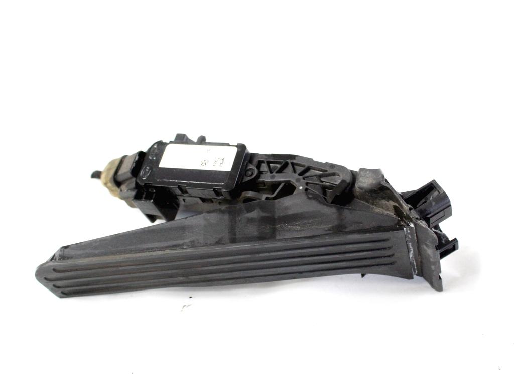 PEDALI OEM N. 1K1721503L ORIGINAL REZERVNI DEL VOLKSWAGEN GOLF V 1K1 1K5 MK5 BER/SW (02/2004-11/2008) DIESEL LETNIK 2005