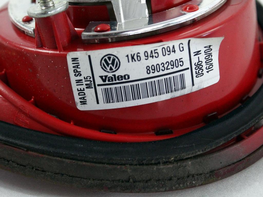 ZADNJI DESNI ZAROMETI OEM N. 1K9945094G ORIGINAL REZERVNI DEL VOLKSWAGEN GOLF V 1K1 1K5 MK5 BER/SW (02/2004-11/2008) DIESEL LETNIK 2005