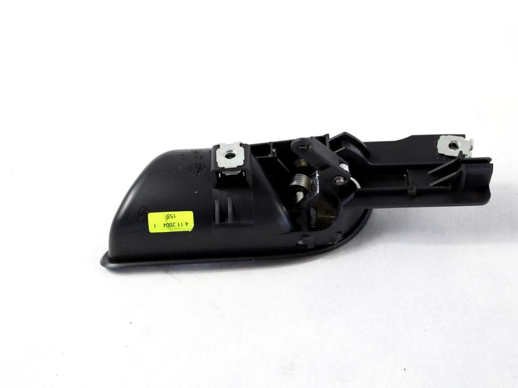 NOTRANJA KLJUKA  OEM N. 1K1837114 ORIGINAL REZERVNI DEL VOLKSWAGEN GOLF V 1K1 1K5 MK5 BER/SW (02/2004-11/2008) DIESEL LETNIK 2005