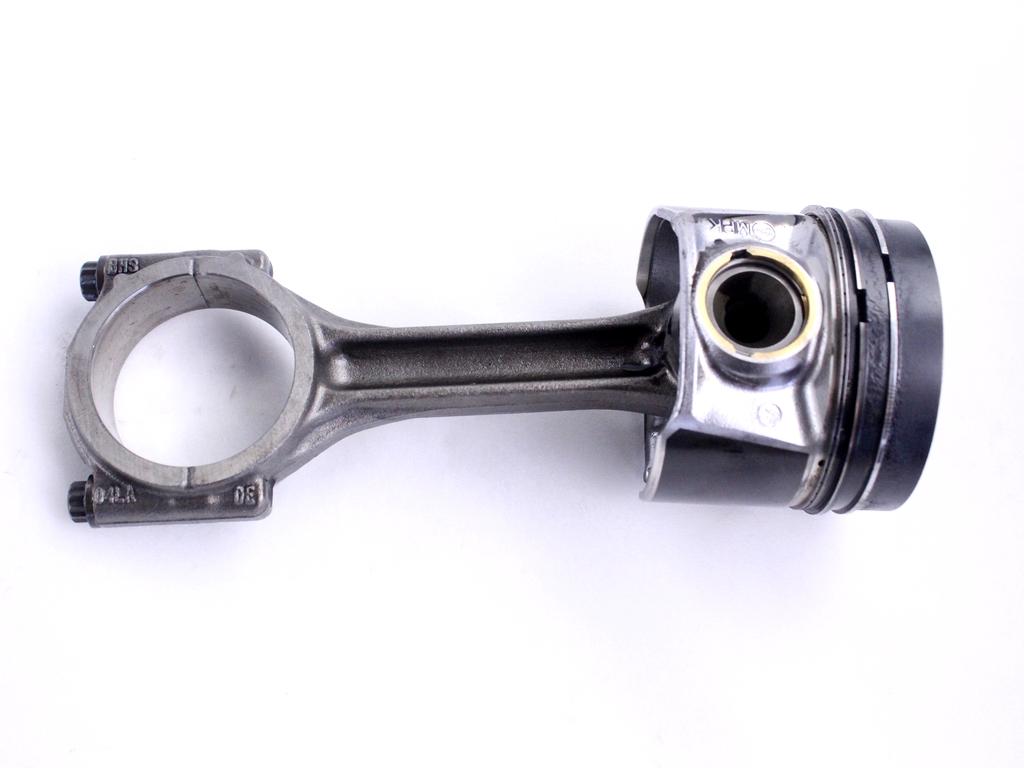 BAT ROCICNE GREDI/ OEM N. 04L107065A001 ORIGINAL REZERVNI DEL SEAT LEON 5F1 MK3 (2012- 2020)DIESEL LETNIK 2018