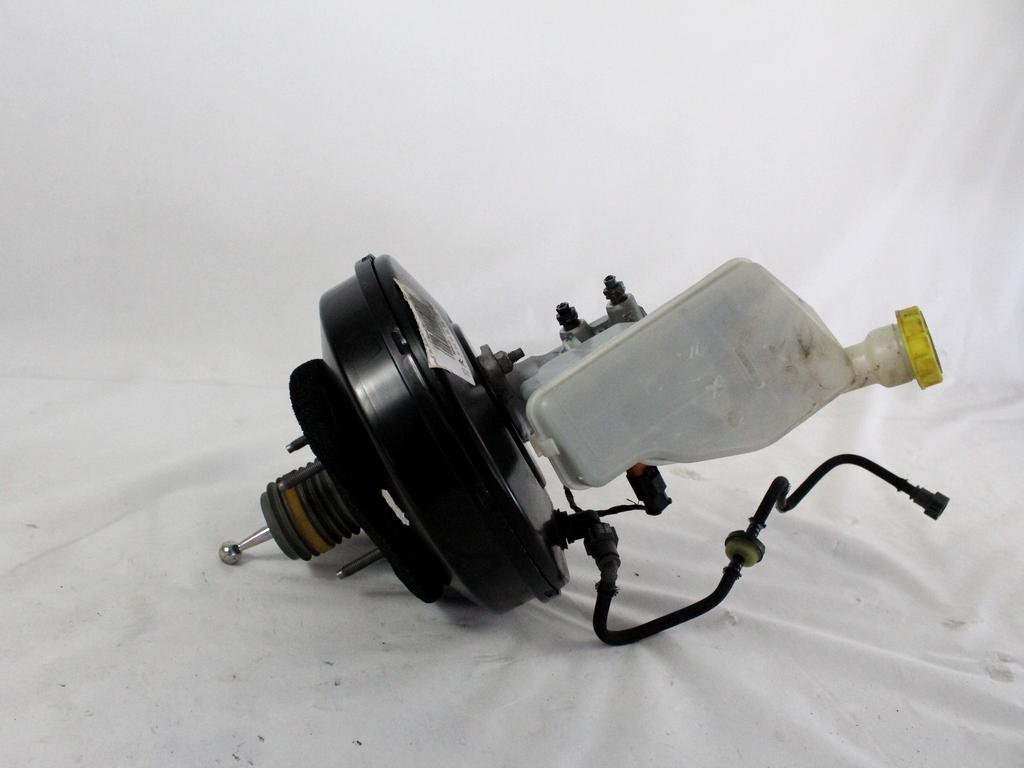 SERVO OJACEVALNIK ZAVOR S PUMPO OEM N. 9681847980 ORIGINAL REZERVNI DEL PEUGEOT 207 / 207 CC R WA WC WD WK (05/2009 - 2015) DIESEL LETNIK 2011