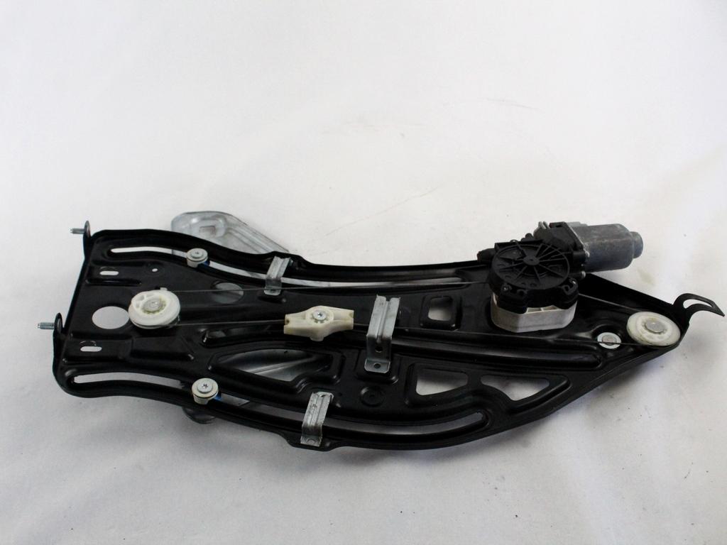 MOTORCEK ELEKTRICNEGA POMIKA ZADNJEGA STEKLA  OEM N. 33262 MOTORINO ALZACRISTALLO PORTA POSTERIORE ORIGINAL REZERVNI DEL PEUGEOT 207 / 207 CC R WA WC WD WK (05/2009 - 2015) DIESEL LETNIK 2011