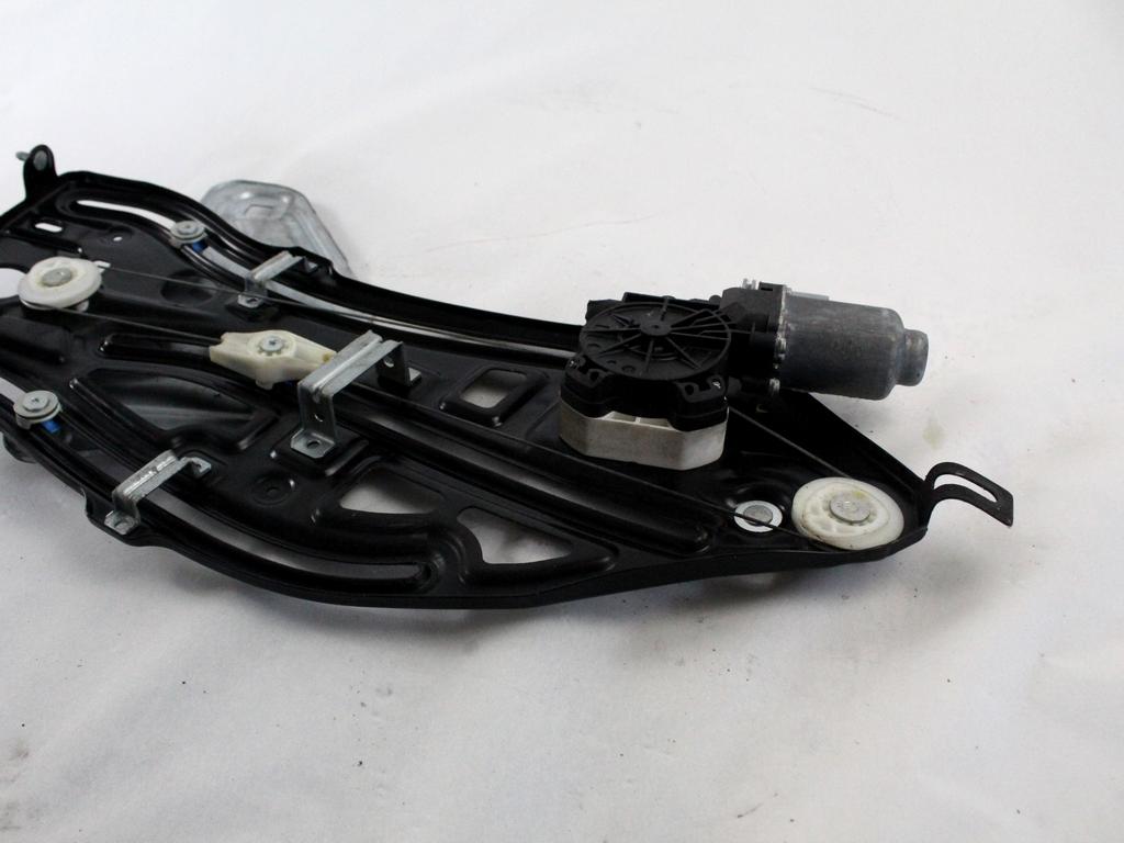 MOTORCEK ELEKTRICNEGA POMIKA ZADNJEGA STEKLA  OEM N. 33262 MOTORINO ALZACRISTALLO PORTA POSTERIORE ORIGINAL REZERVNI DEL PEUGEOT 207 / 207 CC R WA WC WD WK (05/2009 - 2015) DIESEL LETNIK 2011