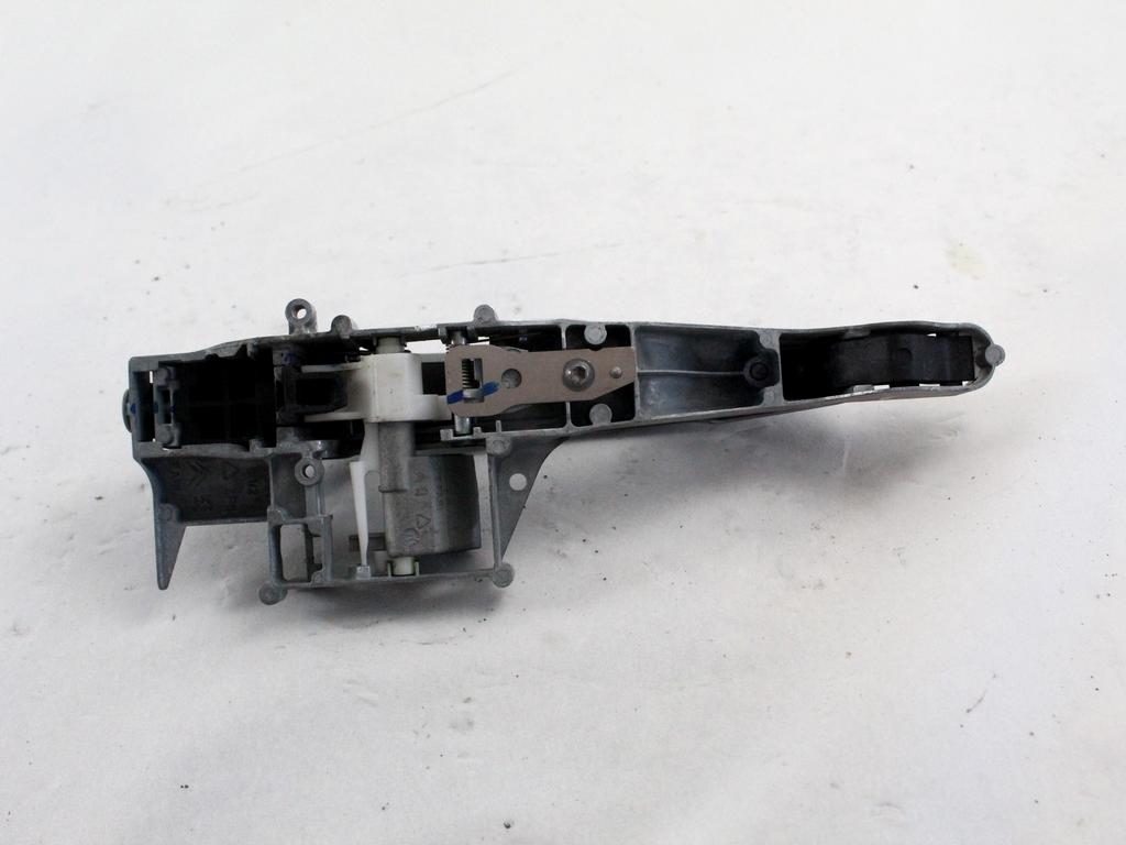 ZUNANJA KLJUKA SPREDNJA DESNA VRATA OEM N. 9101GH ORIGINAL REZERVNI DEL PEUGEOT 207 / 207 CC R WA WC WD WK (05/2009 - 2015) DIESEL LETNIK 2011