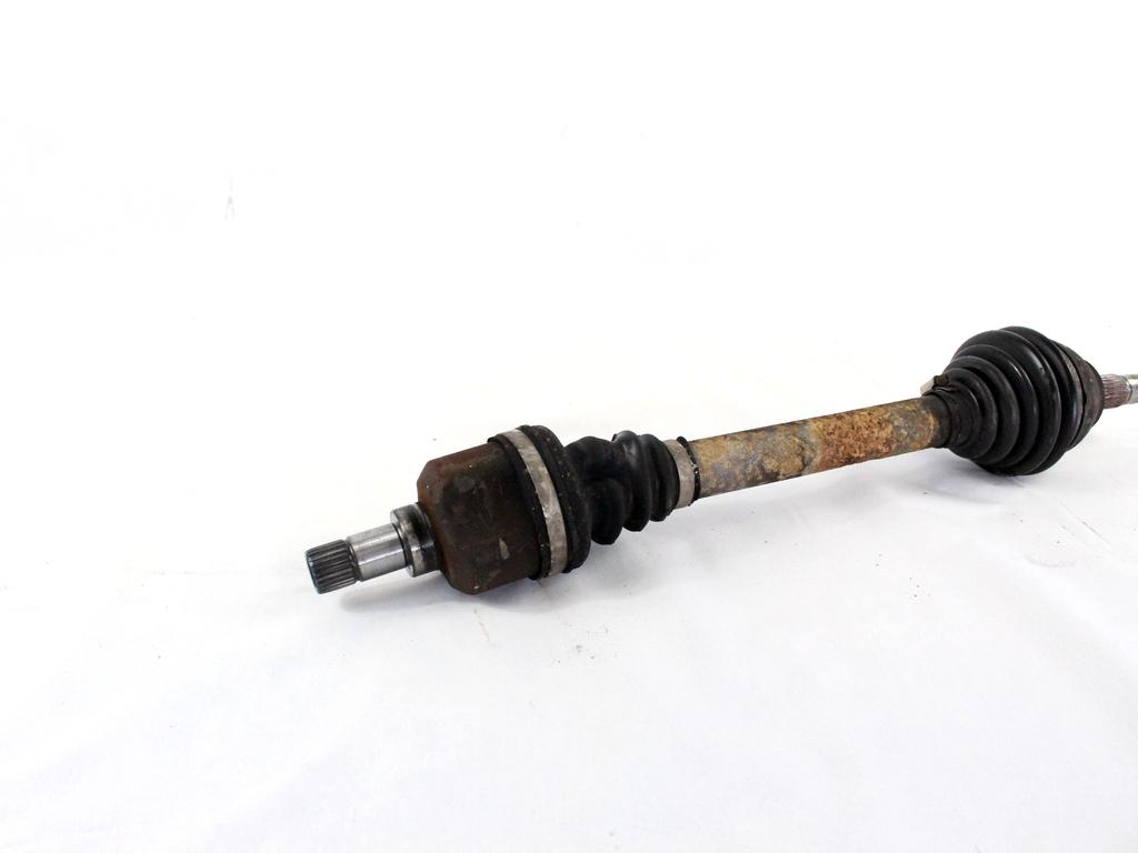 LEVA SPREDNJA POGONSKA GRED  OEM N. 3272PZ ORIGINAL REZERVNI DEL PEUGEOT 207 / 207 CC R WA WC WD WK (05/2009 - 2015) DIESEL LETNIK 2011