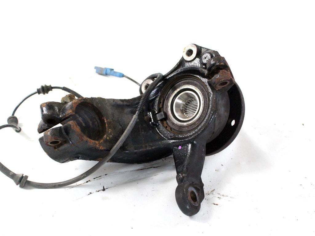 LEVI VRTLJIVI LEZAJ / PESTO KOLESA Z LEZAJEM SPREDAJ OEM N. 364690 ORIGINAL REZERVNI DEL PEUGEOT 207 / 207 CC R WA WC WD WK (05/2009 - 2015) DIESEL LETNIK 2011