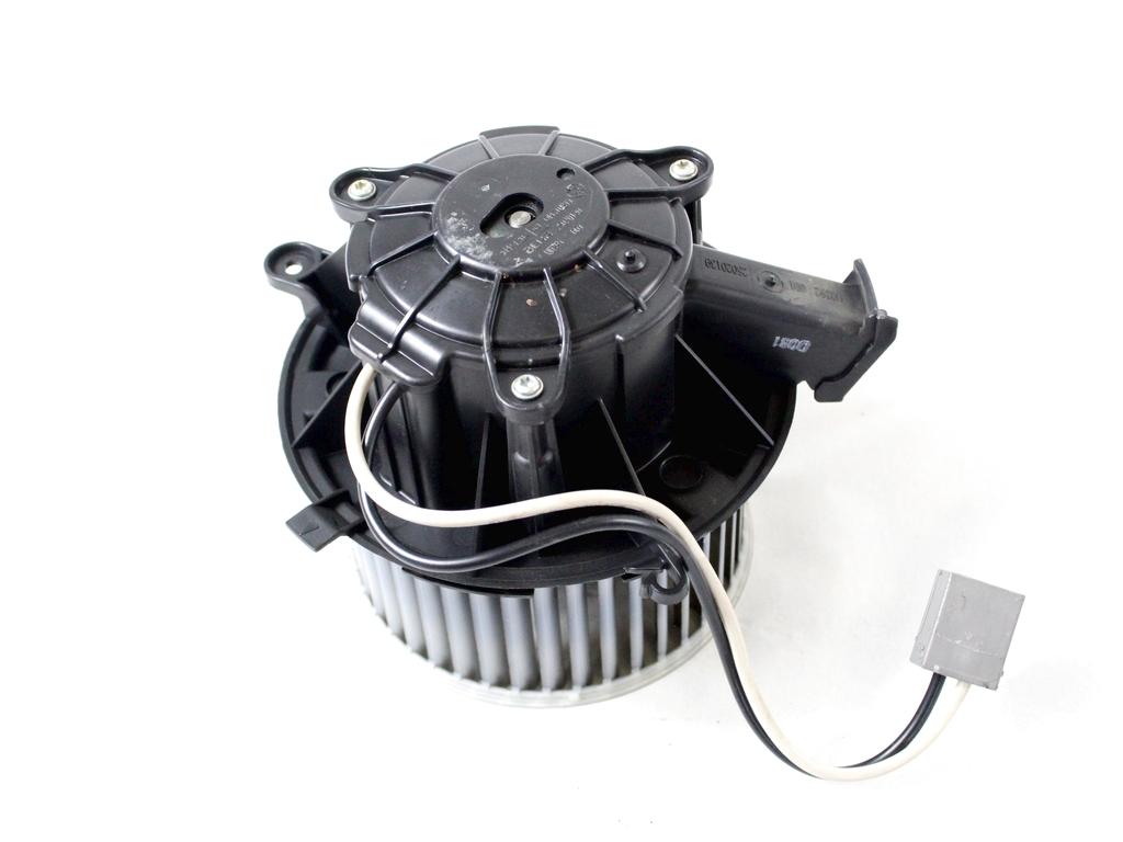 VENTILATOR  KABINE  OEM N. 13276230 ORIGINAL REZERVNI DEL OPEL ASTRA J P10 5P/3P/SW (2010 - 2015) DIESEL LETNIK 2014