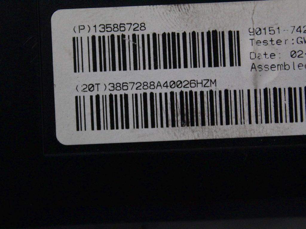 KONTROLNA ENOTA KLIMATSKE NAPRAVE / AVTOMATSKA KLIMATSKA NAPRAVA OEM N. 13586728 ORIGINAL REZERVNI DEL OPEL ASTRA J P10 5P/3P/SW (2010 - 2015) DIESEL LETNIK 2014