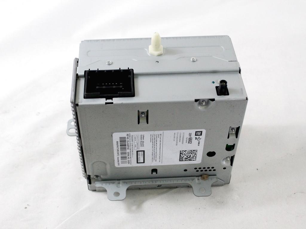 RADIO CD / OJACEVALNIK / IMETNIK HIFI OEM N. 22976602 ORIGINAL REZERVNI DEL OPEL ASTRA J P10 5P/3P/SW (2010 - 2015) DIESEL LETNIK 2014