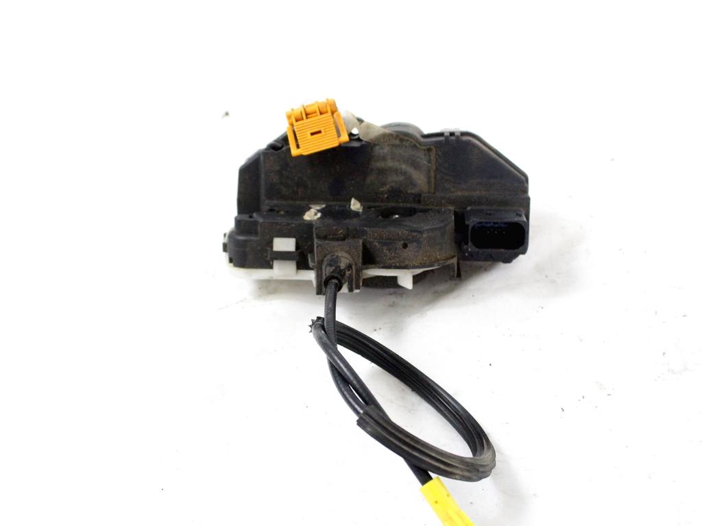 CENTRALNO ZAKLEPANJE ZADNJIH DESNIH VRAT OEM N. 13579566 ORIGINAL REZERVNI DEL OPEL ASTRA J P10 5P/3P/SW (2010 - 2015) DIESEL LETNIK 2014