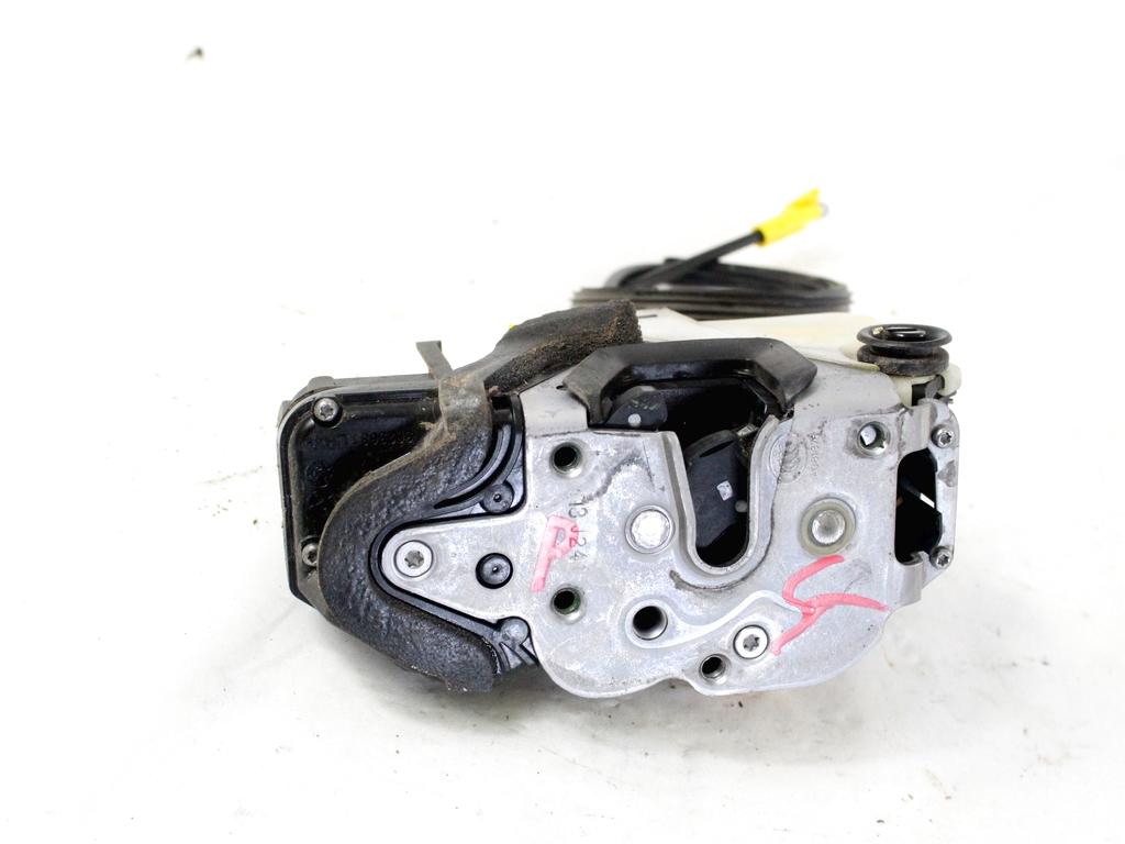 CENTRALNA KLJUCAVNICA ZADJIH LEVIH VRAT OEM N. 13579557 ORIGINAL REZERVNI DEL OPEL ASTRA J P10 5P/3P/SW (2010 - 2015) DIESEL LETNIK 2014