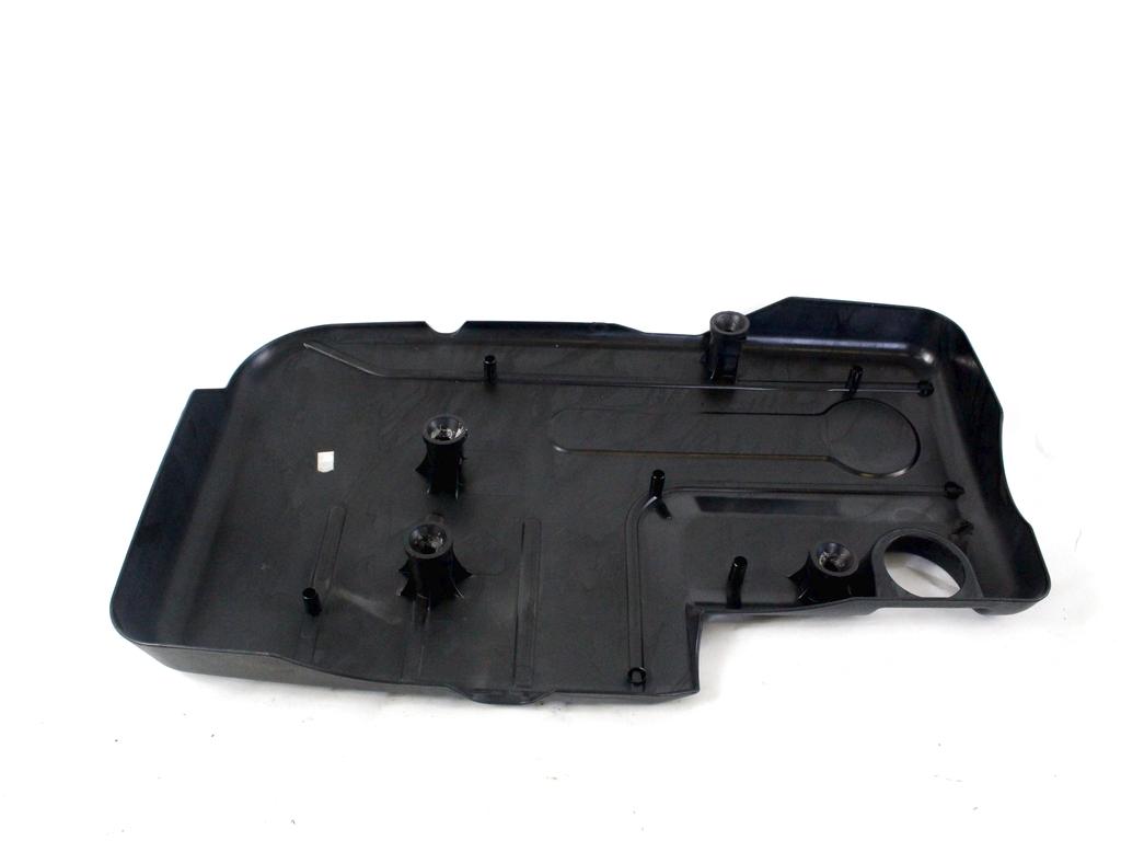 POKROV MOTORJA  OEM N. 55585989 ORIGINAL REZERVNI DEL OPEL ASTRA J P10 5P/3P/SW (2010 - 2015) DIESEL LETNIK 2014