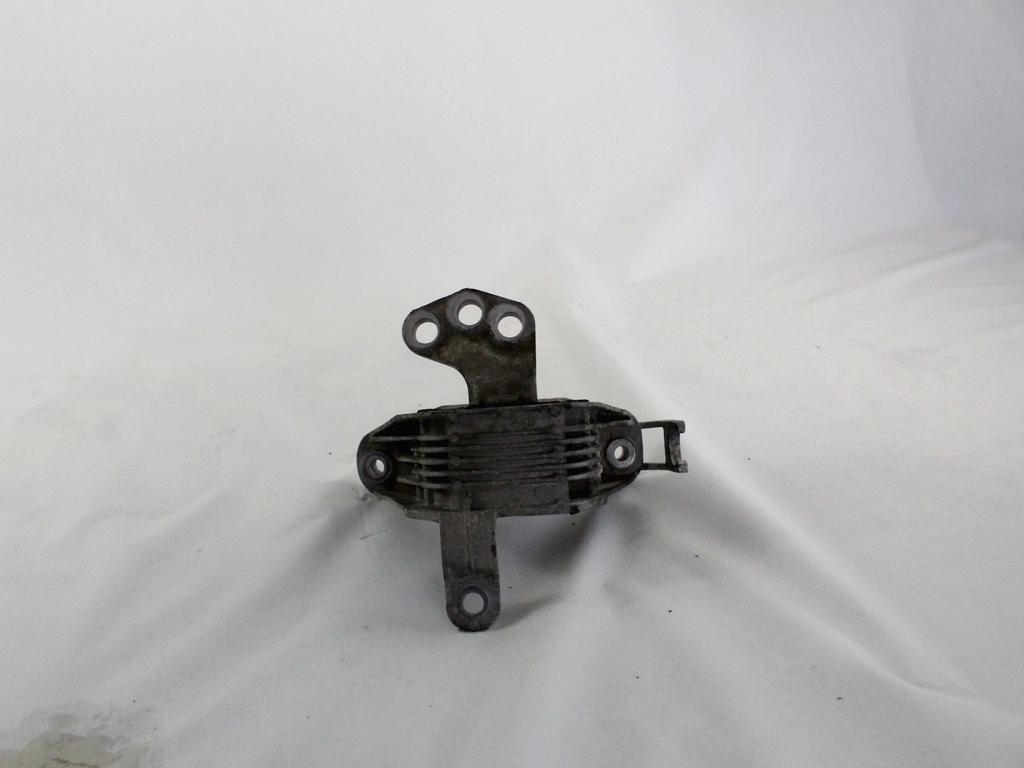 NOSILCI MOTORJA/DRUGO OEM N. 13347450 ORIGINAL REZERVNI DEL OPEL ASTRA J P10 5P/3P/SW (2010 - 2015) DIESEL LETNIK 2014