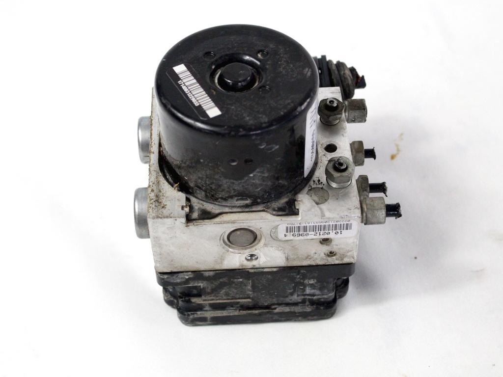 ABS AGREGAT S PUMPO OEM N. 13440100 ORIGINAL REZERVNI DEL OPEL ASTRA J P10 5P/3P/SW (2010 - 2015) DIESEL LETNIK 2014