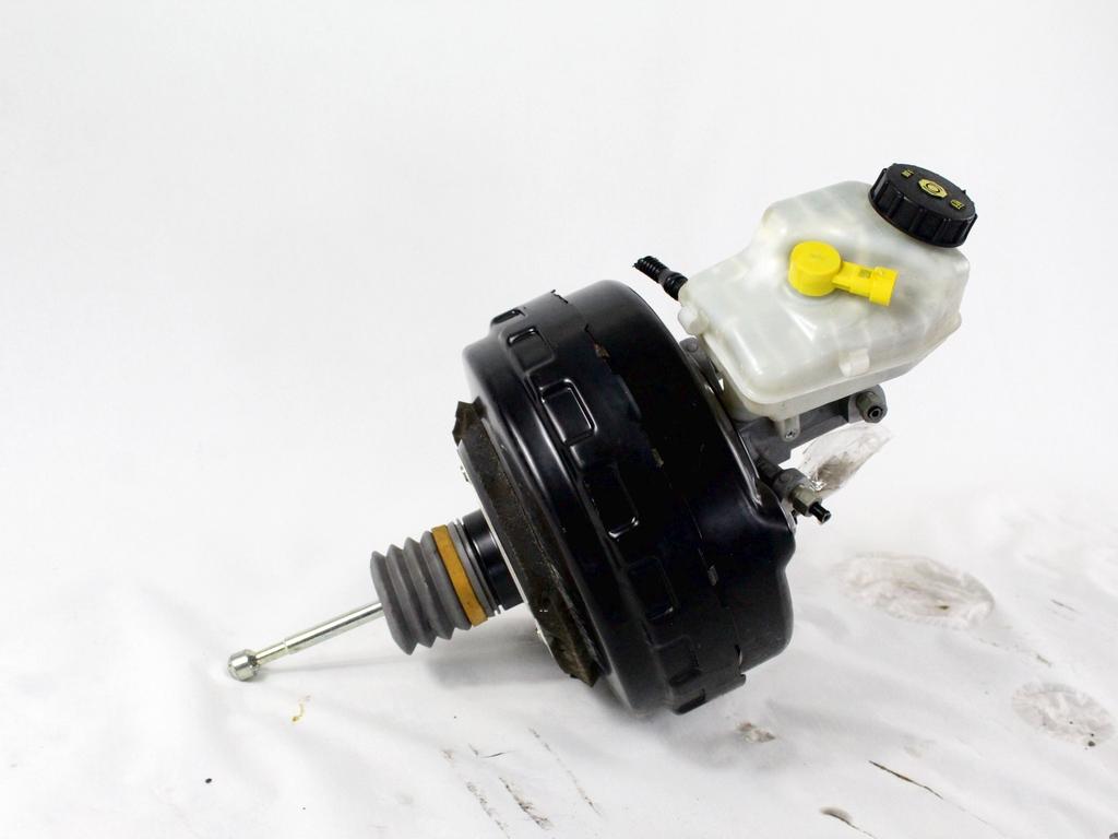 SERVO OJACEVALNIK ZAVOR S PUMPO OEM N. 13338058 ORIGINAL REZERVNI DEL OPEL ASTRA J P10 5P/3P/SW (2010 - 2015) DIESEL LETNIK 2014