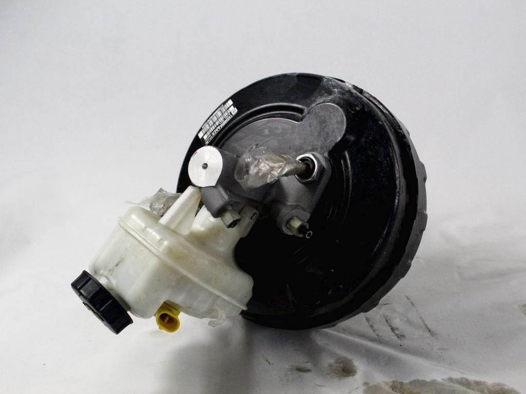 SERVO OJACEVALNIK ZAVOR S PUMPO OEM N. 13338058 ORIGINAL REZERVNI DEL OPEL ASTRA J P10 5P/3P/SW (2010 - 2015) DIESEL LETNIK 2014