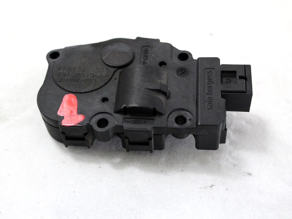 MOTORCEK OGREVANJA OEM N. CZ113930-0711 ORIGINAL REZERVNI DEL BMW SERIE 3 BER/SW/COUPE/CABRIO E90/E91/E92/E93 LCI R (2009 - 2012) DIESEL LETNIK 2010