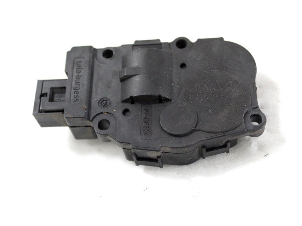 MOTORCEK OGREVANJA OEM N. CZ113930-0711 ORIGINAL REZERVNI DEL BMW SERIE 3 BER/SW/COUPE/CABRIO E90/E91/E92/E93 LCI R (2009 - 2012) DIESEL LETNIK 2010