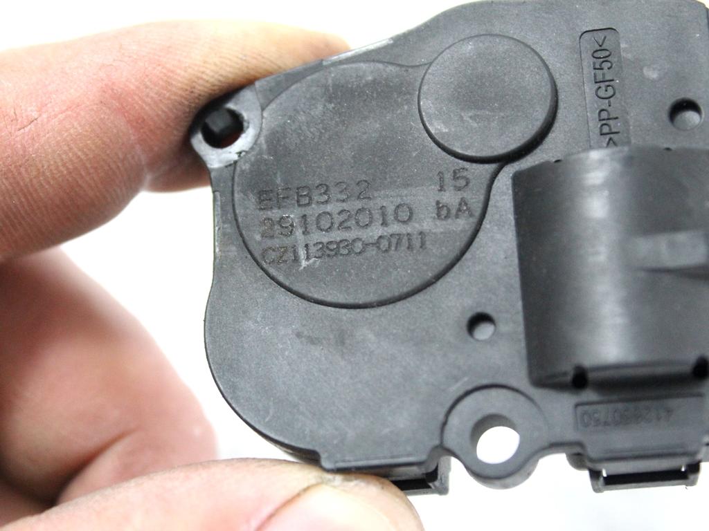 MOTORCEK OGREVANJA OEM N. CZ113930-0711 ORIGINAL REZERVNI DEL BMW SERIE 3 BER/SW/COUPE/CABRIO E90/E91/E92/E93 LCI R (2009 - 2012) DIESEL LETNIK 2010