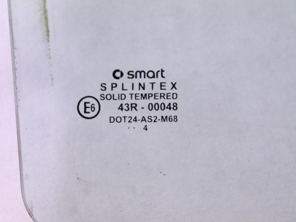 STEKLO ZADNJIH DESNIH VRAT OEM N. A4547300018 ORIGINAL REZERVNI DEL SMART FORFOUR 454 MK1 (2004 - 2006) BENZINA LETNIK 2005