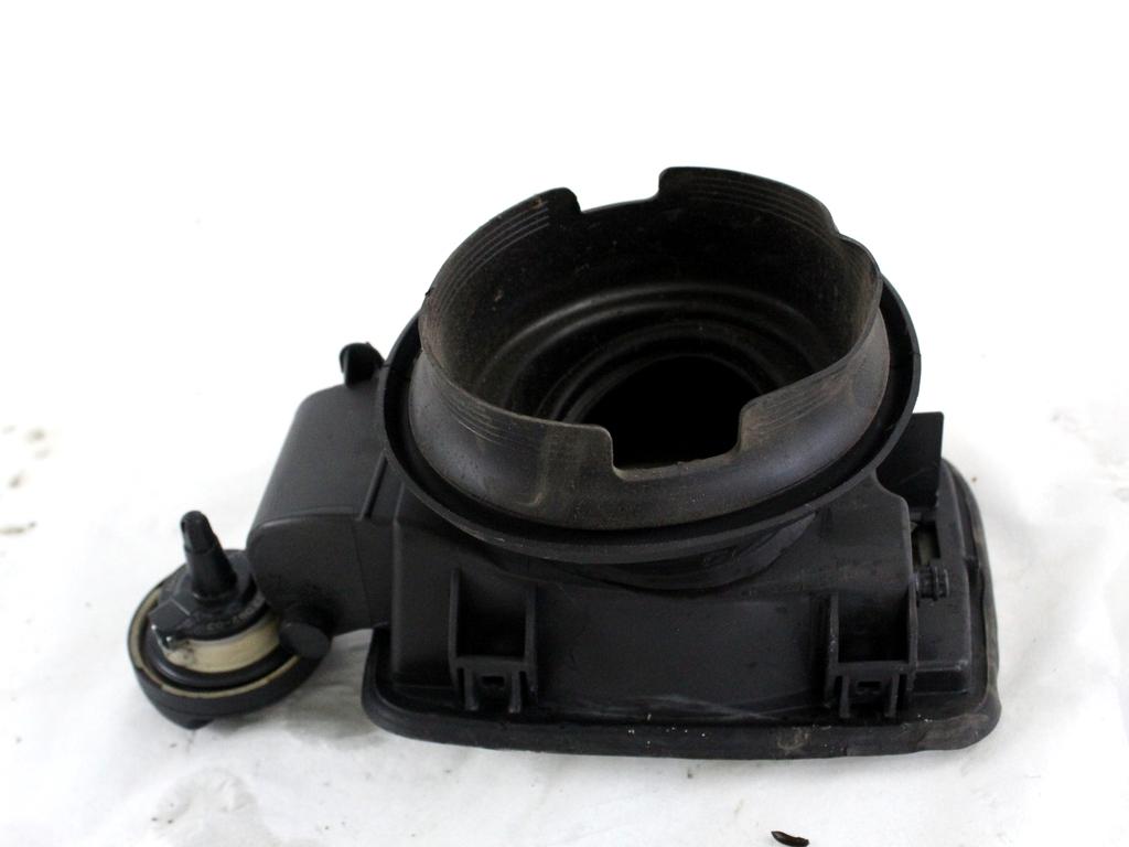 LOPUTA GORIVA OEM N. 51177060692 ORIGINAL REZERVNI DEL BMW SERIE 3 BER/SW/COUPE/CABRIO E90/E91/E92/E93 LCI R (2009 - 2012) DIESEL LETNIK 2010