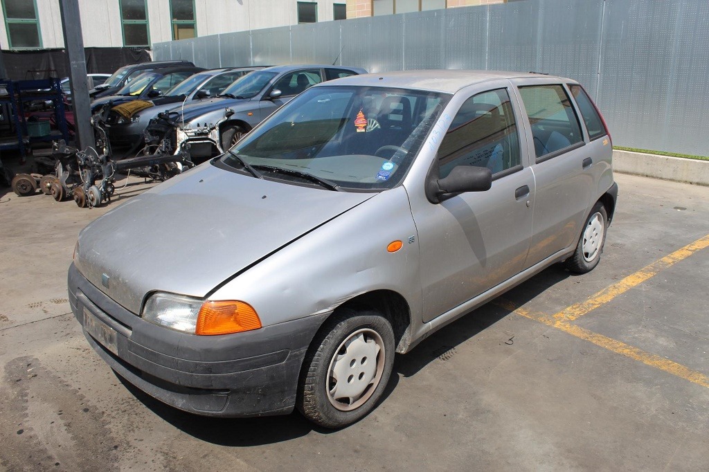 FIAT PUNTO 1.1 B 40KW 5M 5P (1999) RICAMBI IN MAGAZZINO