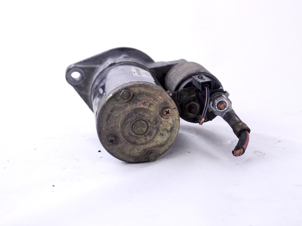 ZAGANJAC MOTORJA  OEM N. MR994922 ORIGINAL REZERVNI DEL SMART FORFOUR 454 MK1 (2004 - 2006) BENZINA LETNIK 2005