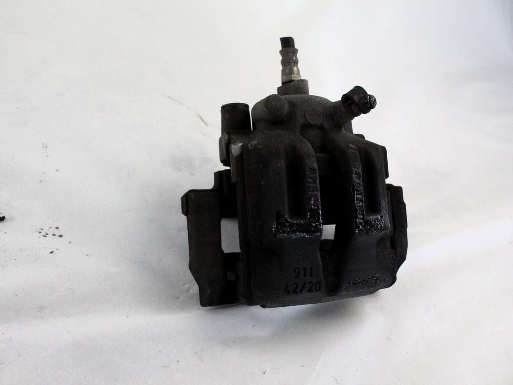 ZADNJE LEVE ZAVORNE CELJUSTI  OEM N. 34216768697 ORIGINAL REZERVNI DEL BMW SERIE 3 BER/SW/COUPE/CABRIO E90/E91/E92/E93 LCI R (2009 - 2012) DIESEL LETNIK 2010