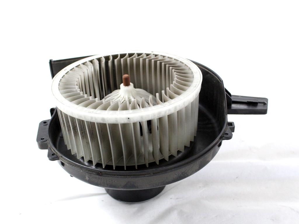 VENTILATOR  KABINE  OEM N. 6R1819015 ORIGINAL REZERVNI DEL SEAT IBIZA 6J5 6P1 MK4 R BER/SW (2012 -2017) BENZINA LETNIK 2015