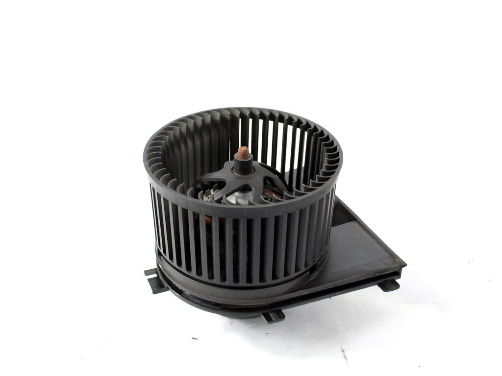 VENTILATOR  KABINE  OEM N. 1J1819021B ORIGINAL REZERVNI DEL AUDI A3 MK1R 8L 8L1 3P/5P (2000 - 2003) DIESEL LETNIK 2001