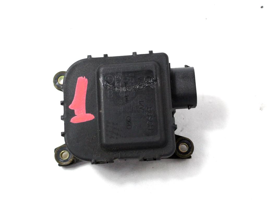 MOTORCEK OGREVANJA OEM N. 1J1907511D ORIGINAL REZERVNI DEL AUDI A3 MK1R 8L 8L1 3P/5P (2000 - 2003) DIESEL LETNIK 2001