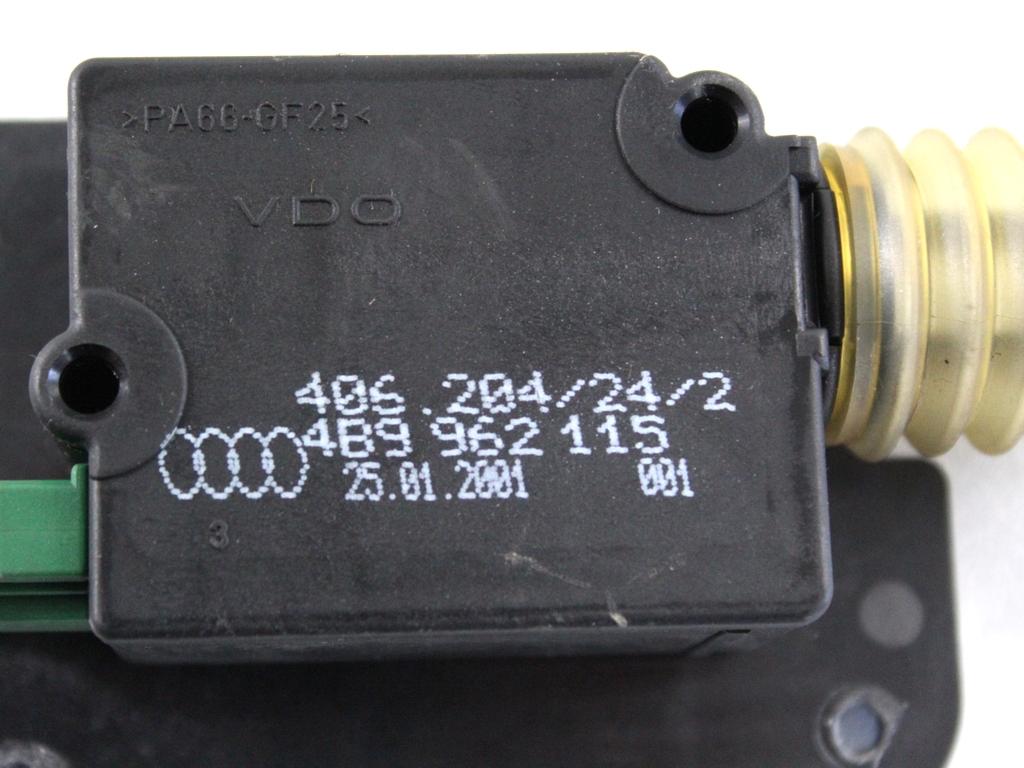 ZAKLEPANJE PRTLJA?NIH VRAT  OEM N. 4B9962115 ORIGINAL REZERVNI DEL AUDI A3 MK1R 8L 8L1 3P/5P (2000 - 2003) DIESEL LETNIK 2001