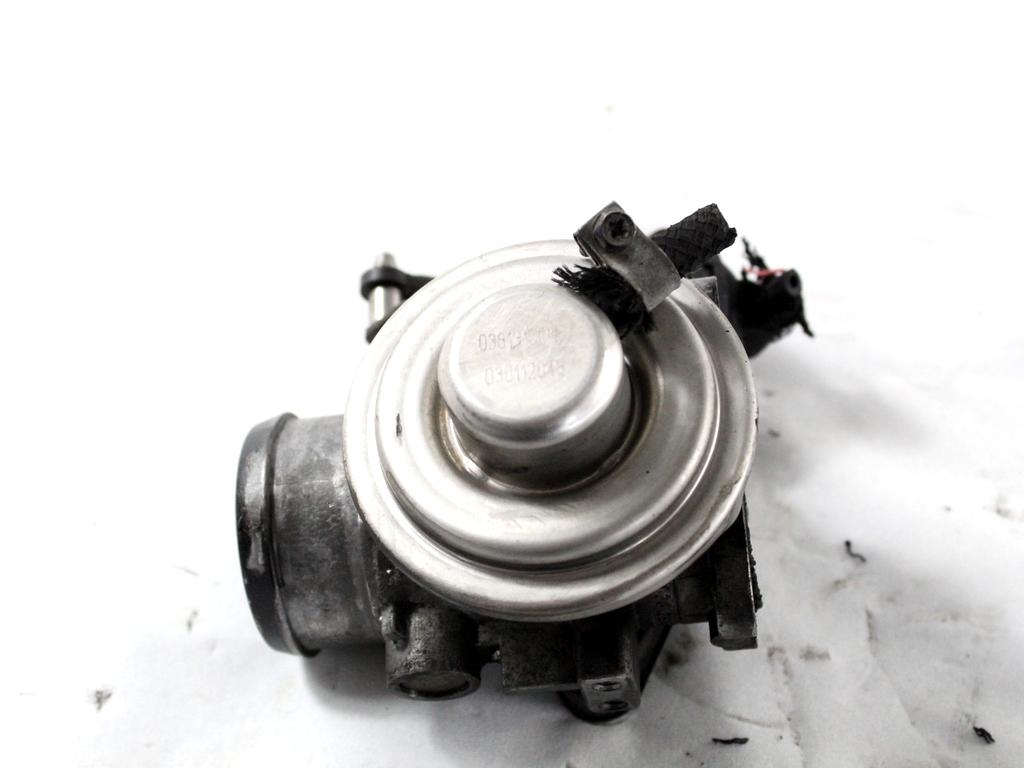 EGR VENTIL   OEM N. 038131501E ORIGINAL REZERVNI DEL AUDI A3 MK1R 8L 8L1 3P/5P (2000 - 2003) DIESEL LETNIK 2001