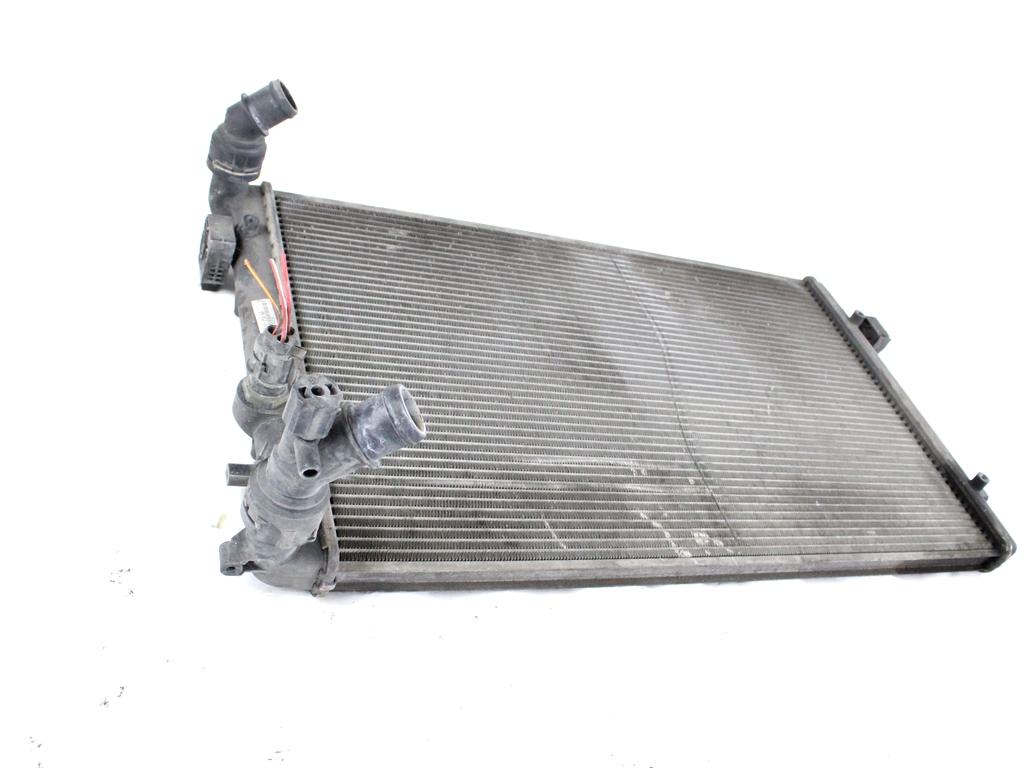 RADIATOR VODE OEM N. 1J0121253AD ORIGINAL REZERVNI DEL AUDI A3 MK1R 8L 8L1 3P/5P (2000 - 2003) DIESEL LETNIK 2001