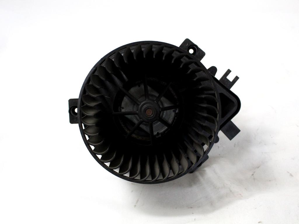 VENTILATOR  KABINE  OEM N. 67326935371 ORIGINAL REZERVNI DEL MINI ONE / COOPER / COOPER S R50 R52 R53 (2001-2006) BENZINA LETNIK 2001