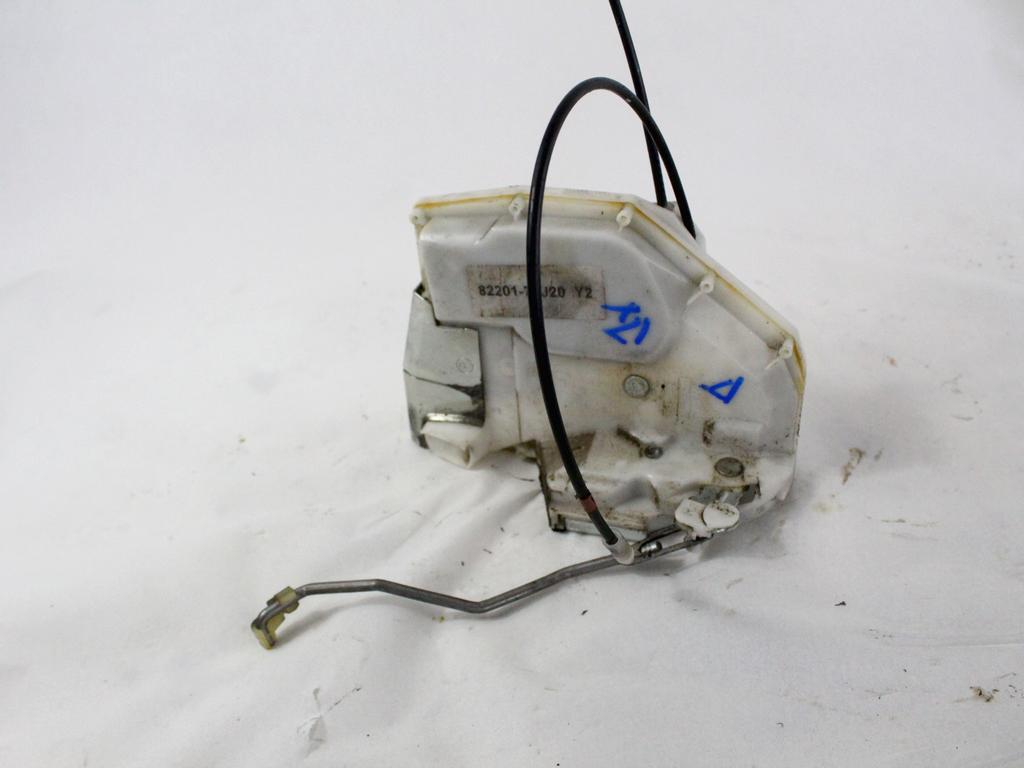 CENTRALNI ZAKLEP SPREDNJIH VRAT  OEM N. 82201-79J20 ORIGINAL REZERVNI DEL FIAT SEDICI FY (2006 - 4/2009) DIESEL LETNIK 2009