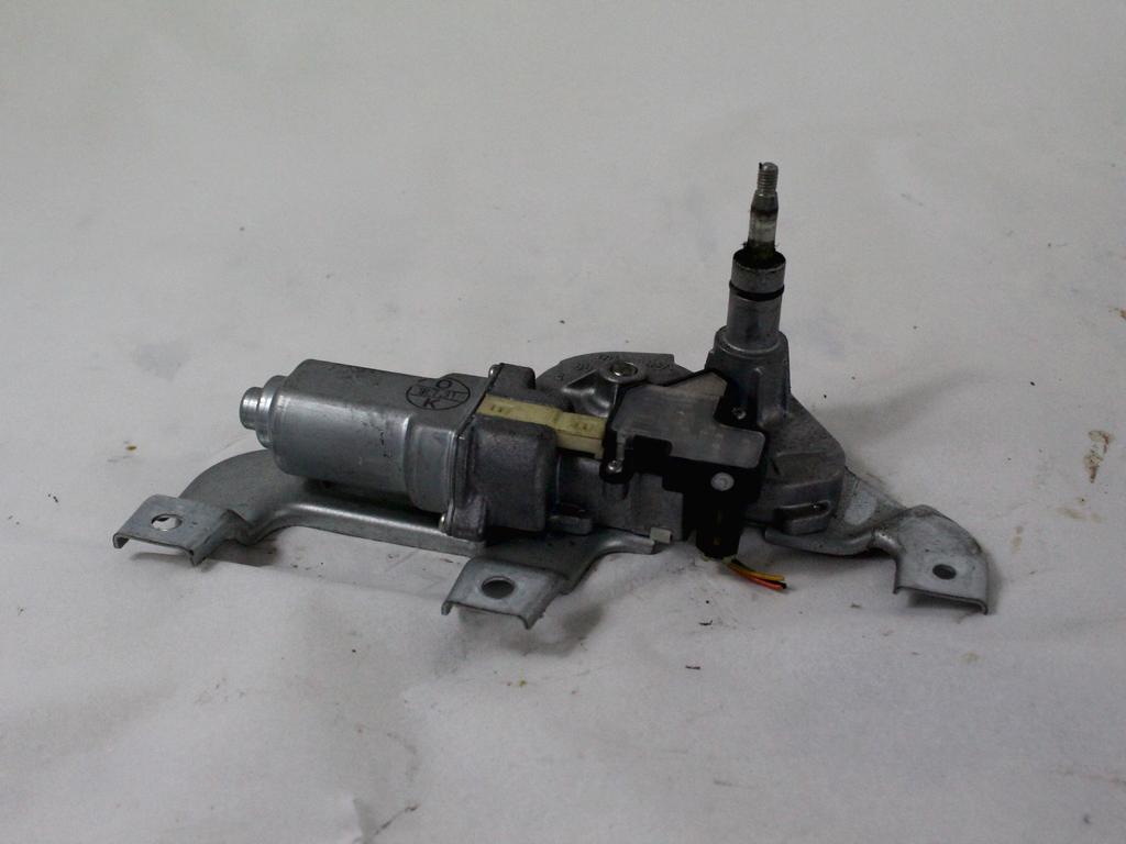 MOTORCEK ZADNJEGA BRISALCA OEM N. 71768300 ORIGINAL REZERVNI DEL FIAT SEDICI FY (2006 - 4/2009) DIESEL LETNIK 2009