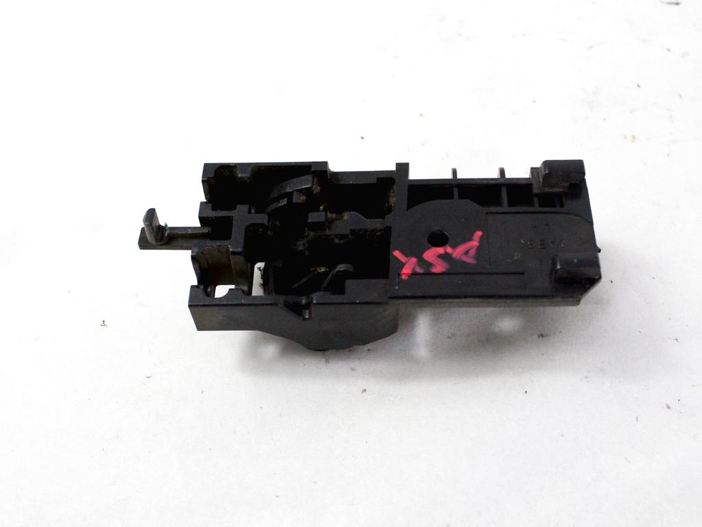 NOTRANJA KLJUKA  OEM N. 71750042 ORIGINAL REZERVNI DEL FIAT SEDICI FY (2006 - 4/2009) DIESEL LETNIK 2009