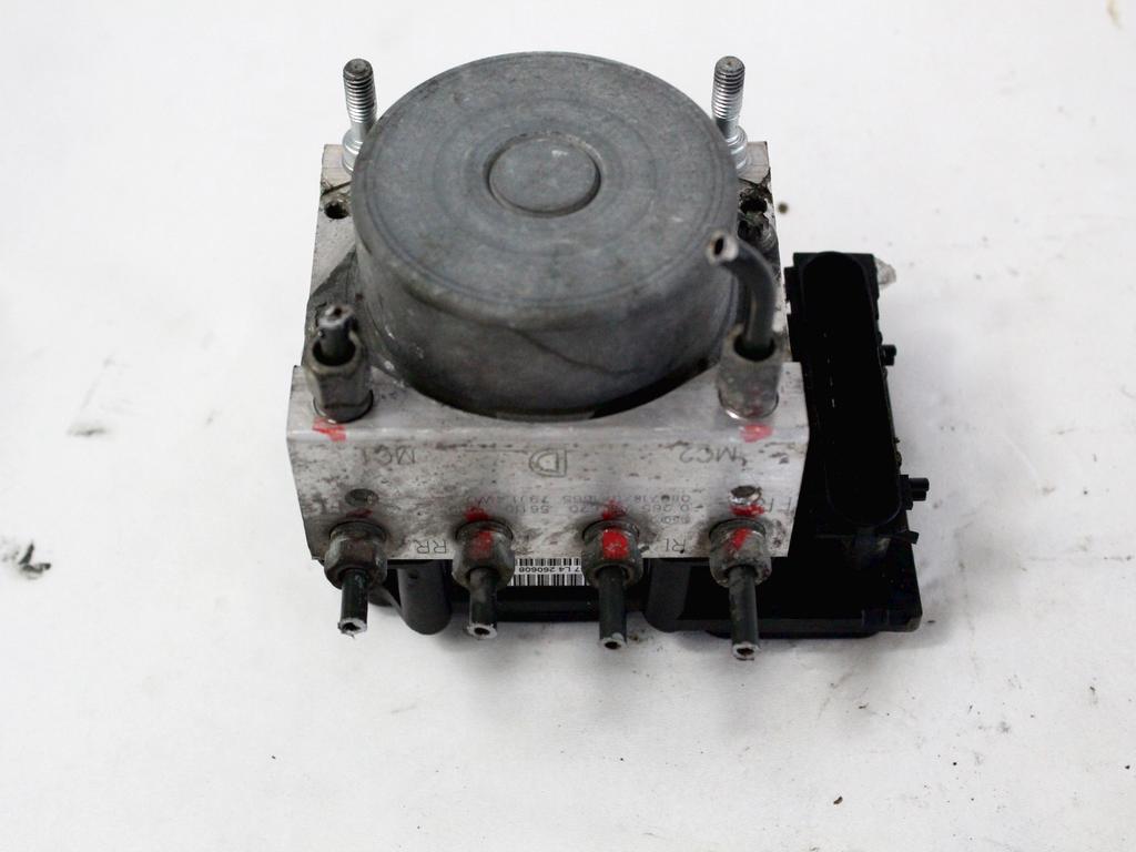 ABS AGREGAT S PUMPO OEM N. 56110-79J10 ORIGINAL REZERVNI DEL FIAT SEDICI FY (2006 - 4/2009) DIESEL LETNIK 2009