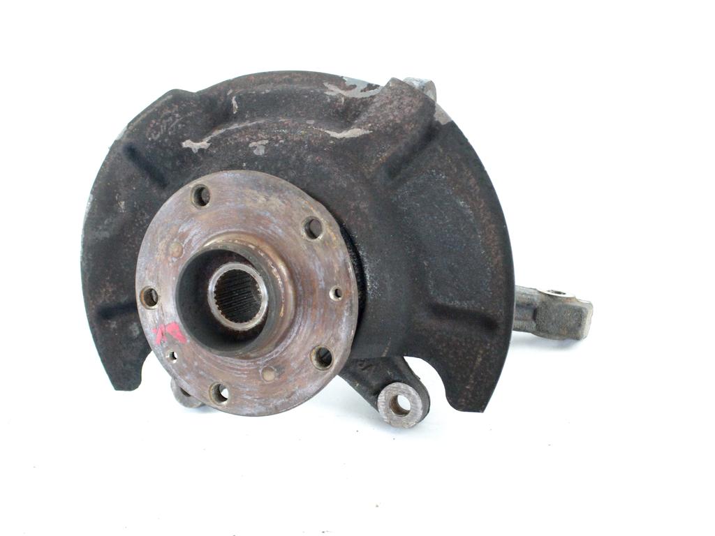 VRTLJIVI LEZAJ DESNO / PESTO KOLESA Z LEZAJEM SPREDAJ OEM N. 71742729 ORIGINAL REZERVNI DEL FIAT SEDICI FY (2006 - 4/2009) DIESEL LETNIK 2009