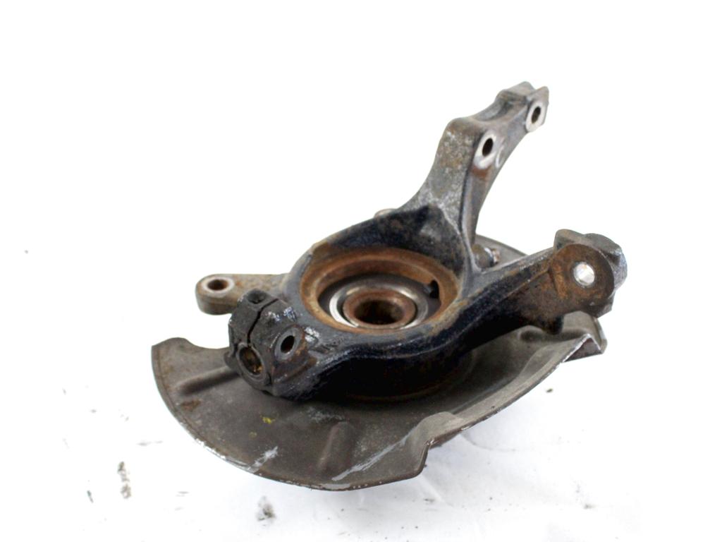 VRTLJIVI LEZAJ DESNO / PESTO KOLESA Z LEZAJEM SPREDAJ OEM N. 71742729 ORIGINAL REZERVNI DEL FIAT SEDICI FY (2006 - 4/2009) DIESEL LETNIK 2009