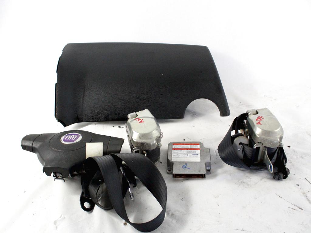 KIT AIRBAG KOMPLET OEM N. 19516 KIT AIRBAG COMPLETO ORIGINAL REZERVNI DEL FIAT SEDICI FY (2006 - 4/2009) DIESEL LETNIK 2009