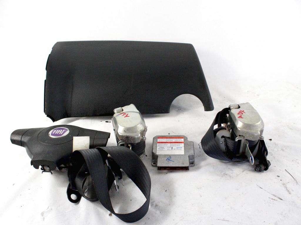 KIT AIRBAG KOMPLET OEM N. 19516 KIT AIRBAG COMPLETO ORIGINAL REZERVNI DEL FIAT SEDICI FY (2006 - 4/2009) DIESEL LETNIK 2009