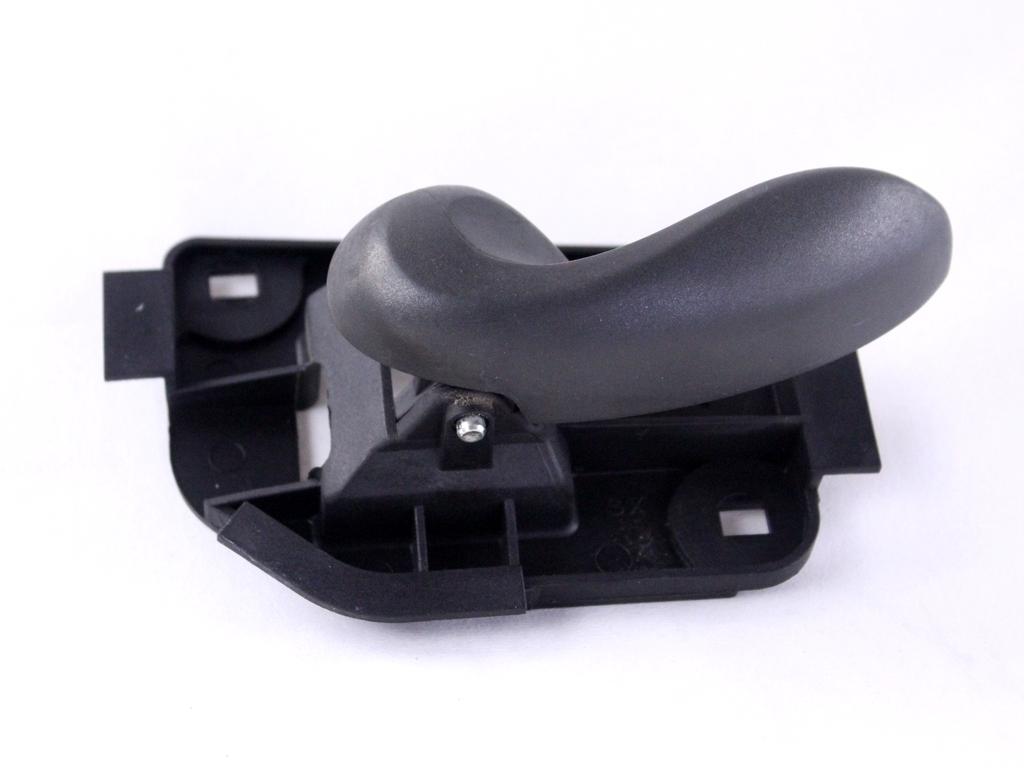 NOTRANJA KLJUKA  OEM N. 735268773 ORIGINAL REZERVNI DEL FIAT PUNTO 188 MK2 R (2003 - 2011) BENZINA LETNIK 2010