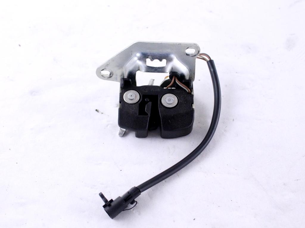 ZAKLEPANJE PRTLJA?NIH VRAT  OEM N. 51744021 ORIGINAL REZERVNI DEL FIAT PUNTO 188 MK2 R (2003 - 2011) BENZINA LETNIK 2010