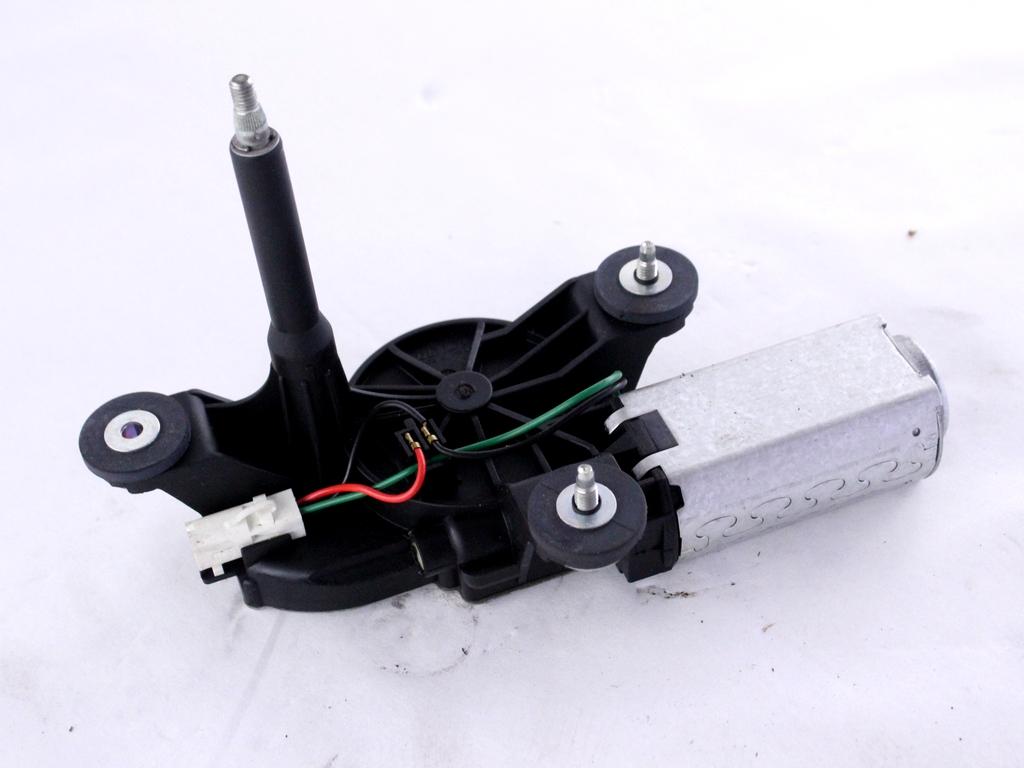 MOTORCEK ZADNJEGA BRISALCA OEM N. 66350001 ORIGINAL REZERVNI DEL FIAT PUNTO 188 MK2 R (2003 - 2011) BENZINA LETNIK 2010